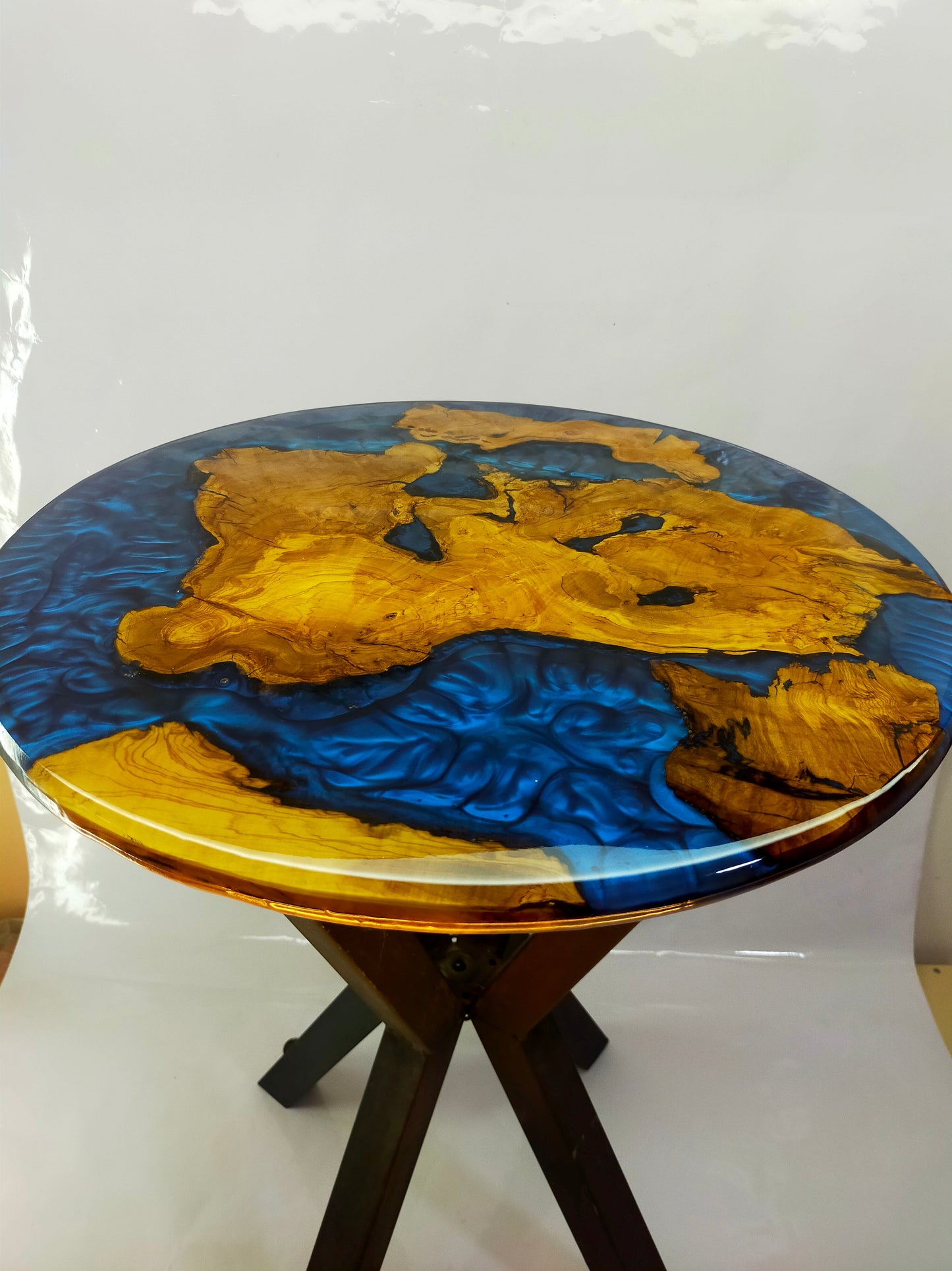 Epoxy Resin & Wood Table Top - Metallic Bicolor