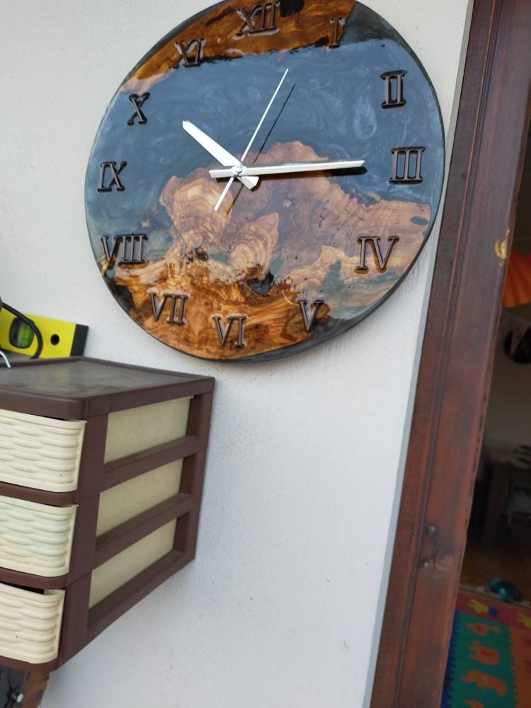 Metallic Color Epoxy & Olive Wood Wall Clock