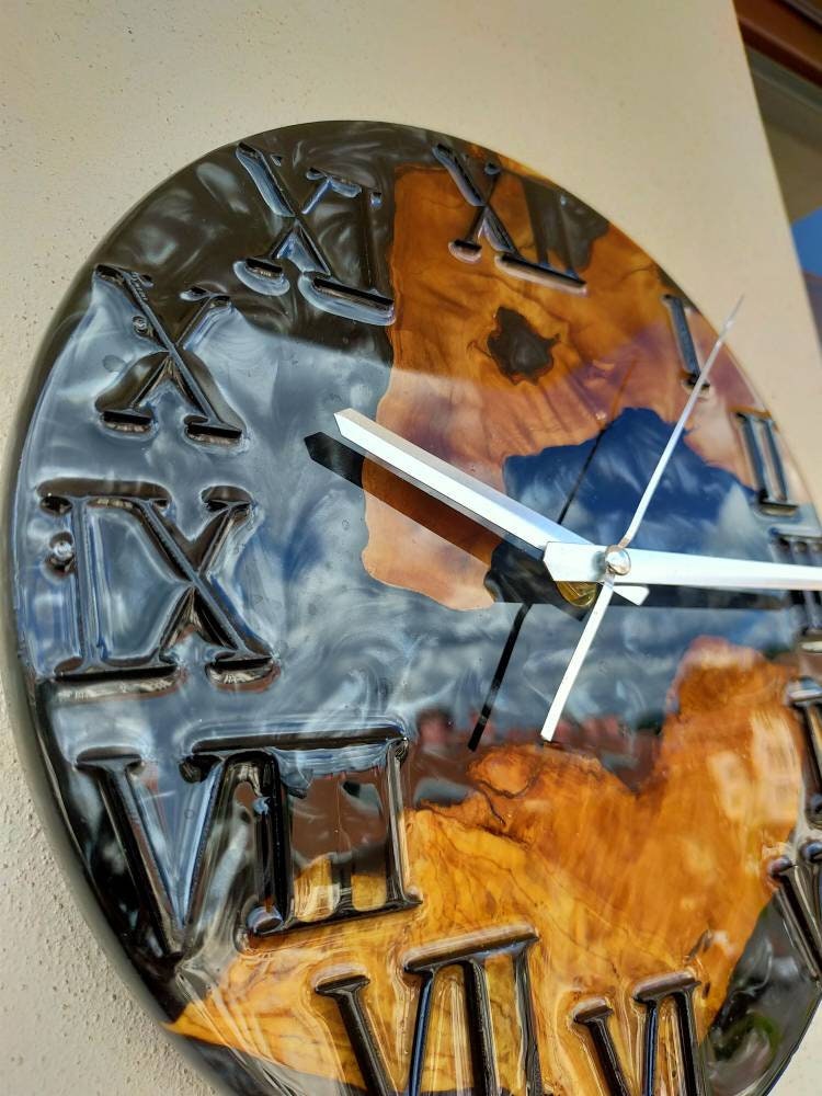 Metallic Color Epoxy & Olive Wood Wall Clock