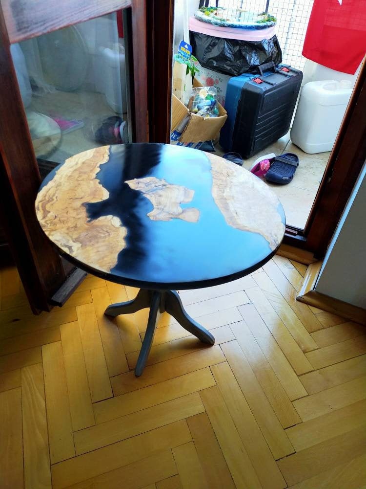 Epoxy Resin & Wood Table Top - Metallic