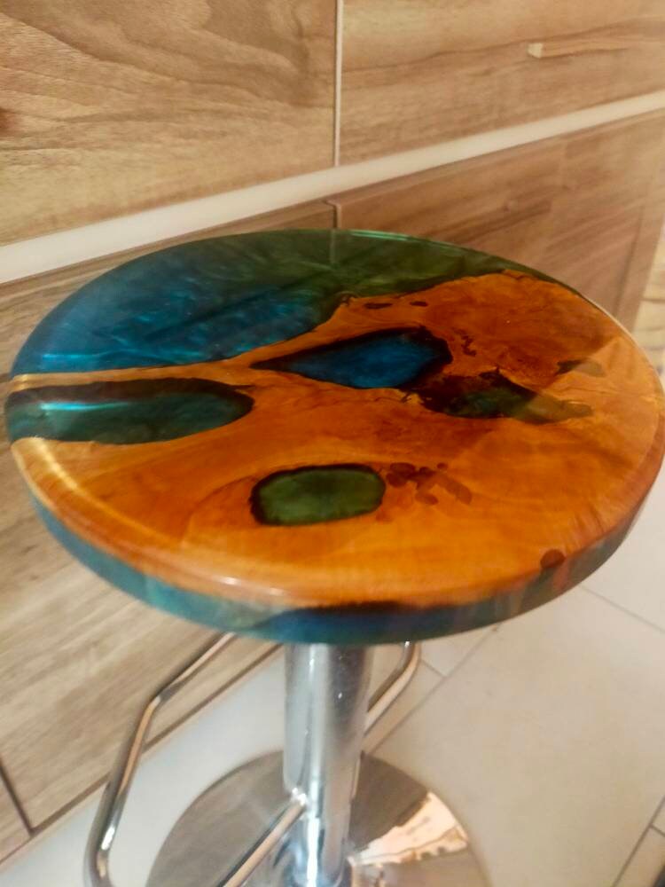 Resin bar online stool